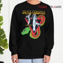 1970s Alice Cooper Vintage Tour Band Shirt 4 1970s Alice Cooper Vintage Tour Band Long sleeved