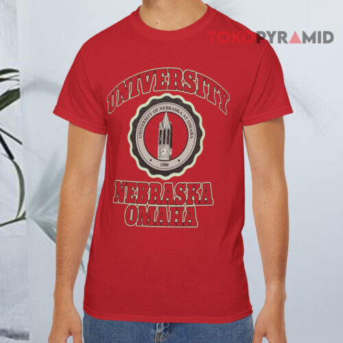 1990s University Of Nebraska Omaha Red T shirt 1990s University Of Nebraska Omaha Red T shirt