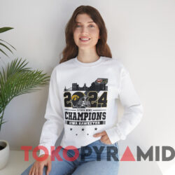 2024 Citrus Bowl Champions Iowa Hawkeyes T-shirt 2 2024 Citrus Bowl Champions Iowa Hawkeyes T shirt White Sweatshirt