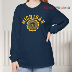 80s Vintage University Of Michigan Crest 1817 Long sleeved