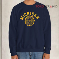 80s Vintage University Of Michigan Crest 1817 Sweatshirt
