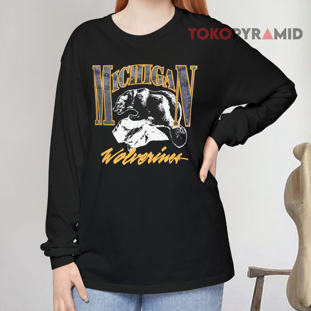 90s University Of Michigan Wolverines Ncaa Long sleeved 90s University Of Michigan Wolverines Ncaa Long sleeved