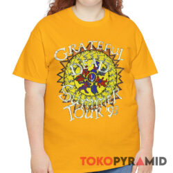 90s Vintage Grateful Dead 1993 Summer Tour Dead Day Every Day 2-Sided Rare Shirt 3 90s Vintage Grateful Dead 1993 Summer Tour Dead Day Every Day Shirt Front