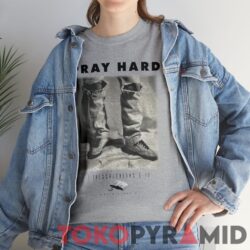 90s Vintage Pray Hard Shirt Ripped Jeans 1 Thessalonians 5 17 Christian Bible Quote Grey T shirt
