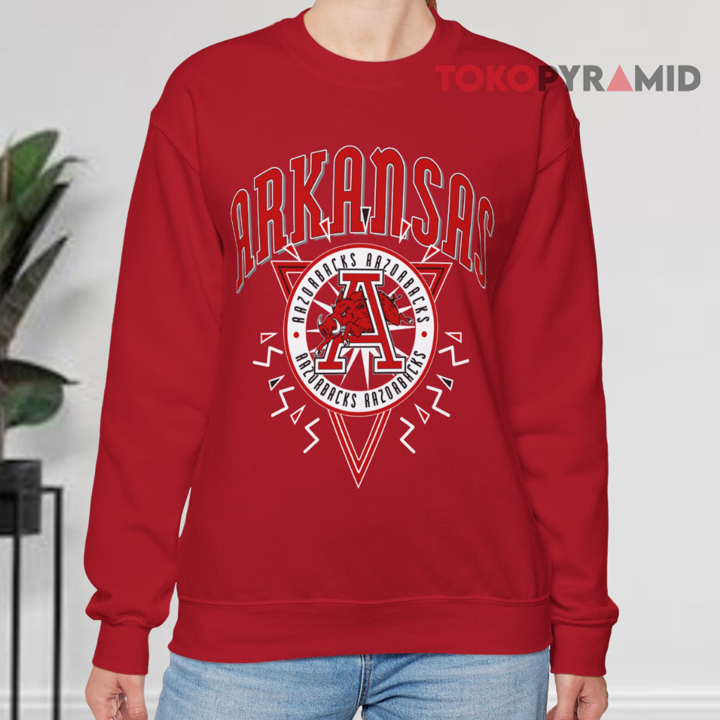 Arkansas Razorbacks Logo Vintage Sweatshirt Arkansas Razorbacks Logo Vintage Sweatshirt