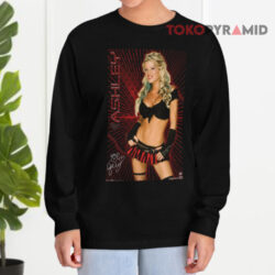 Ashley Massaro Poster 2007 Wwe Wwf Long sleeved