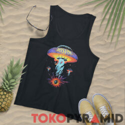 Boston Classic Spaceship Distressed Rare Shirt 4 Boston Classic Spaceship Distressed Vintage Rare Tank Top