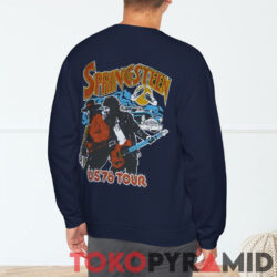Bruce Springsteen The Boss Is Back 1978 Tour 2-sided Shirt 4 Bruce Springsteen The Boss Is Back 1978 Tour 2 sided Back Sweatshirt