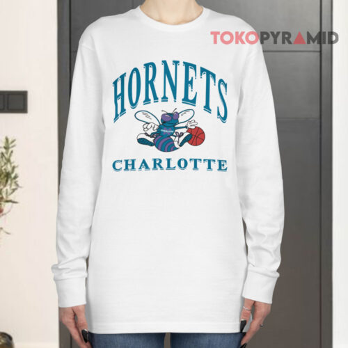 Charlotte Hornets Logo Vintage Nba Long sleeved Charlotte Hornets Logo Vintage Nba Long sleeved