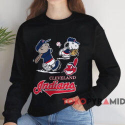 Cleveland Indians Snoopy Charlie Brown Shirt 4 Cleveland Indians Snoopy Charlie Brown Shirt Black Sweatshirt