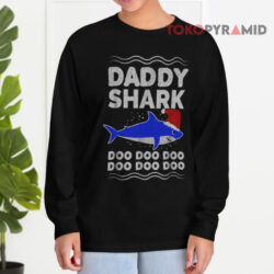 Daddy Shark Christmas Hat Sweatshirt 3 Daddy Shark Christmas Hat Long sleeved