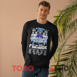 Dallas Cowboys 2023 NFC East Division Champions Signatures Shirt 4 Dallas Cowboys 2023 Nfc East Division Champions Signatures Shirt Black Long sleeved