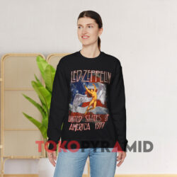 Fea Led Zeppelin America 1977 Shirt 3 Fea Led Zeppelin America 1977 Black Sweatshirt