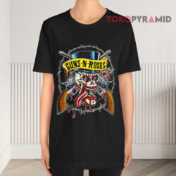 Guns N' Roses 1990 Unworn Vintage Black T shirt