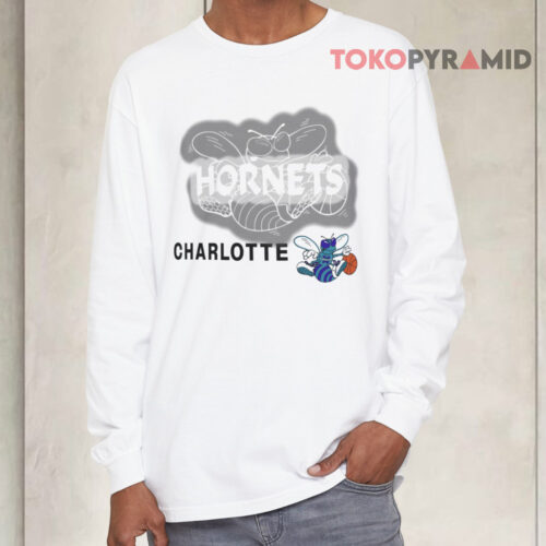Hornets Charlotte Big Spell Out Logo Long sleeved Hornets Charlotte Big Spell Out Logo Long sleeved