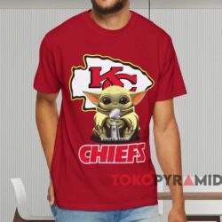 Kansas City Chiefs Baby Yoda Super Bowl Champion Shirt Red T shirt