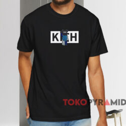 ☆ KITH x BEARBRICK Logo tee ロゴTシャツ ☆ Kith Bearbrick Logo T-shirt - TokoPyramid