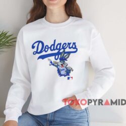 Los Angeles Dodgers Bugs Bunny Shirt 3 Los Angeles Dodgers Bugs Bunny Shirt White Sweatshirt