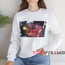 Michael Jordan Hugging Trophy T-shirt 4 Michael Jordan Hugging Trophy T shirt White Sweatshirt