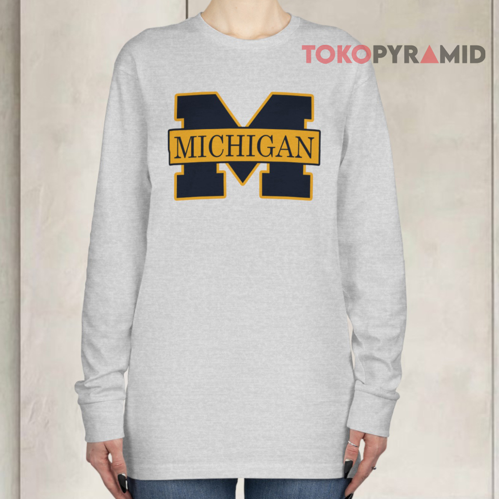Michigan Wolverines Logo Long sleeved Michigan Wolverines Logo Long sleeved