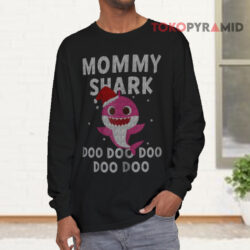 Mommy Shark Christmas Hat Sweatshirt 3 Mommy Shark Christmas Hat Long sleeved