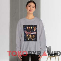 Motley Crue Scorpions Tour Maximum Rock Come Get Some T-shirt 2 Motley Crue Scorpions Tour Maximum Rock Come Get Some T shirt Grey Sweatshirt
