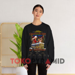 National Lampoon's Christmas Vacation 30th Anniversary Sweatshirt 3 National Lampoon's Christmas Vacation 30th Anniversary 1989 2019 Signature Black Sweatshirt