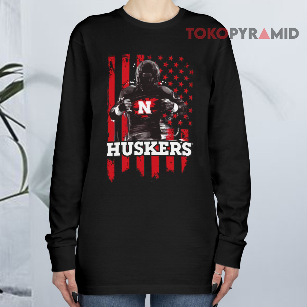 Nebraska Cornhuskers Player Flag Long sleeved Nebraska Cornhuskers Player Flag Long sleeved
