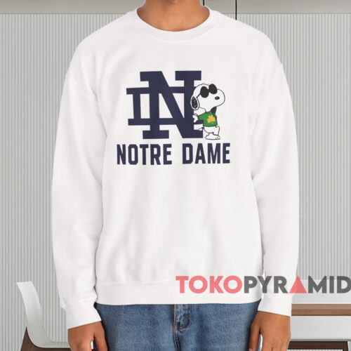 Notre Dame X Snoopy Shirt White Sweatshirt Notre Dame X Snoopy Shirt White Sweatshirt