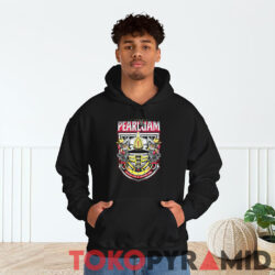 Pearl Jam 2014 Leeds First Direct Arena Shirt 2 Pearl Jam 2014 Leeds First Direct Arena Hoodie