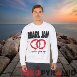 Pearl Jam Don't Give Up European Summer Tour 1992 2-sided Shirt 3 Pearl Jam Don't Give Up European Summer Tour 1992 2 sided Front Sweatshirt