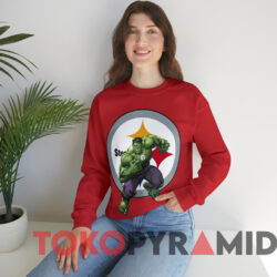 Pittsburgh Steelers Hulk Marvel's Avengers T-shirt 2 Pittsburgh Steelers Hulk Marvel's Avengers T shirt Red Sweatshirt