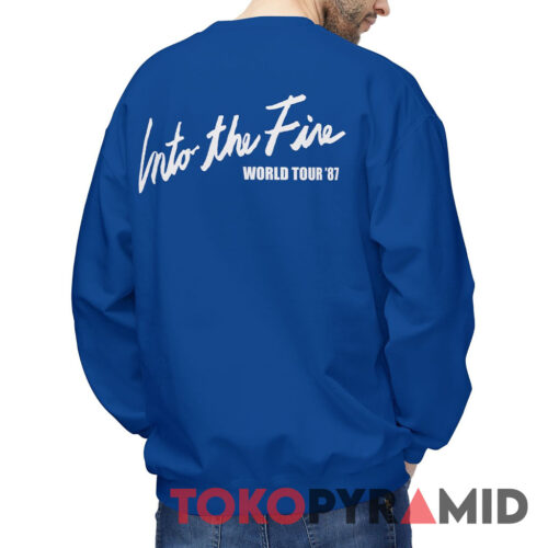 Rare 1987 Bryan Adams Into The Fire World Tour Sweatshirt Rare 1987 Bryan Adams Into The Fire World Tour Sweatshirt