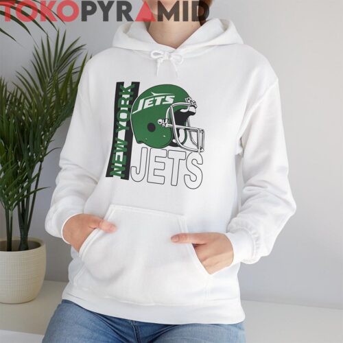 Rare 80s New York Jets Helmet Graphic Shirt Rare 80s New York Jets Helmet Graphic Shirt