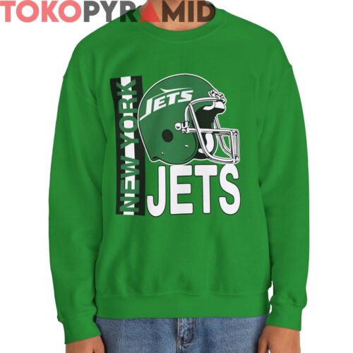 Rare 80s New York Jets Helmet Graphic Shirt Rare 80s New York Jets Helmet Graphic Shirt