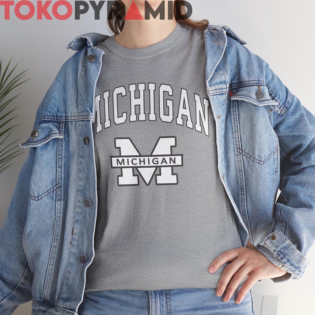 Rare University of Michigan Shirt Rare University of Michigan Shirt