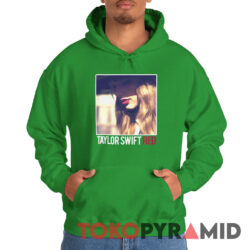 Rare Vintage 2013 Taylor Swift The Red Tour Tee 2 Rare Vintage 2013 Taylor Swift The Red Tour Hoodie