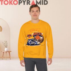Rare Vintage 90s NBA New York Knicks Graphic Shirt 3 Rare Vintage 90s NBA New York Knicks Graphic Shirt