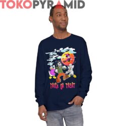 Rare Vintage 90s Trick Or Treat Disney Halloween Sweatshirt 2 Rare Vintage 90s Trick Or Treat Disney Halloween Sweatshirt