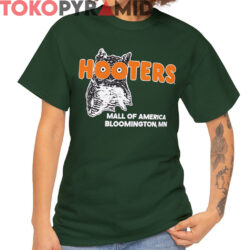 Rare Vintage Hooters Bloomington MN Shirt
