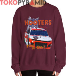 Rare Vintage Hooters Racing Turn It On Shirt