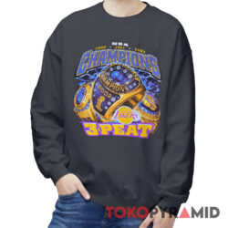 Rare Vintage Lakers 3 Peat Ring NBA Champions Tee Kobe x Shaq Sweatshirt