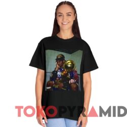 Rare Vintage Lakers Kobe Bryant Sitting Holding Trophy Tee 3 Rare Vintage Lakers Kobe Bryant Sitting Holding Trophy Tee Black T shirt