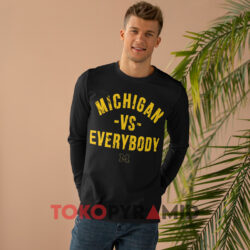Rare Vintage Michigan Vs Everybody Black Long sleeved