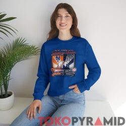 Rare Vintage New York City 2000 Subway Series T-shirt Yankees Vs Mets 2 Rare Vintage New York City 2000 Subway Series T shirt Yankees Vs Mets Royal Blue Sweatshirt