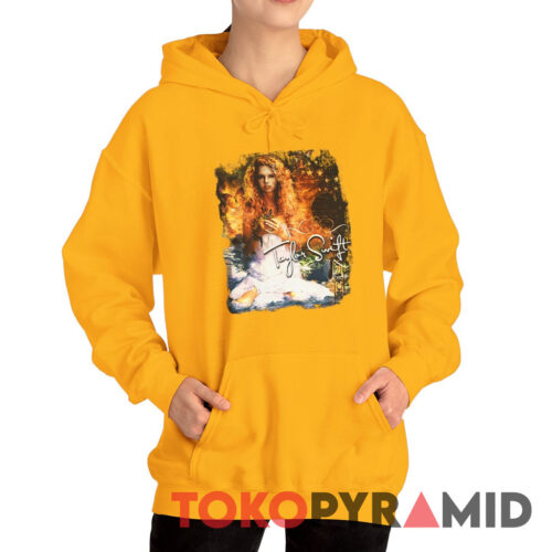 Rare Vintage Taylor Swift Album 2006 Hoodie