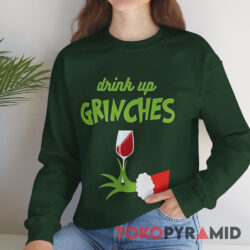 Rare Vintage The Grinch Drink Up Grinches Sweatshirt 1