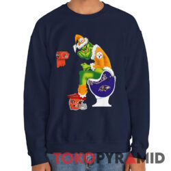 Rare Vintage The Grinch Santa Toilet NFL Football Pittsburgh Steelers Sweatshirt