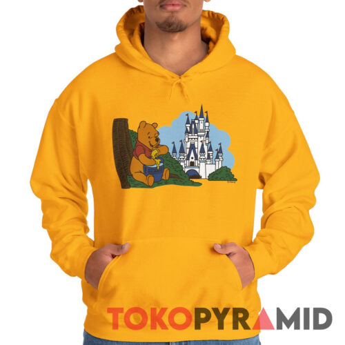 Rare Winnie The Pooh Disney Castle Hoodie Rare Winnie The Pooh Disney Castle Hoodie