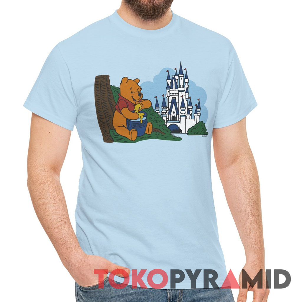 Rare Winnie The Pooh Disney Castle Tee Rare Winnie The Pooh Disney Castle Tee